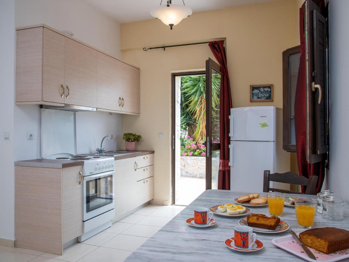 Selana View Apartment Karavostásion Екстериор снимка