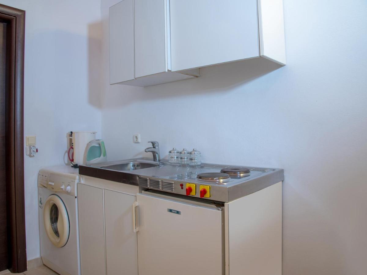 Selana View Apartment Karavostásion Екстериор снимка
